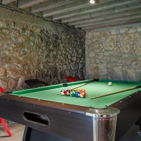 Hacienda Sylvia - Secluded 4-bedroom With 45sqm Heated Pool Villa