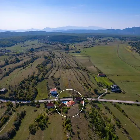 Villa Hacienda Sylvia - Secluded 4-bedroom With 45sqm Heated Pool